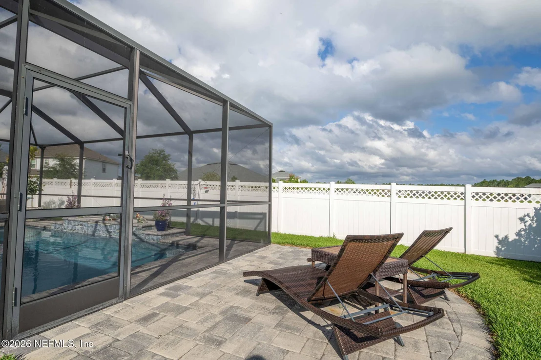 Photo of 18 TARBERT Lane