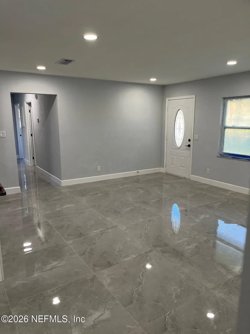 Photo of 265 CAPELLA Road
