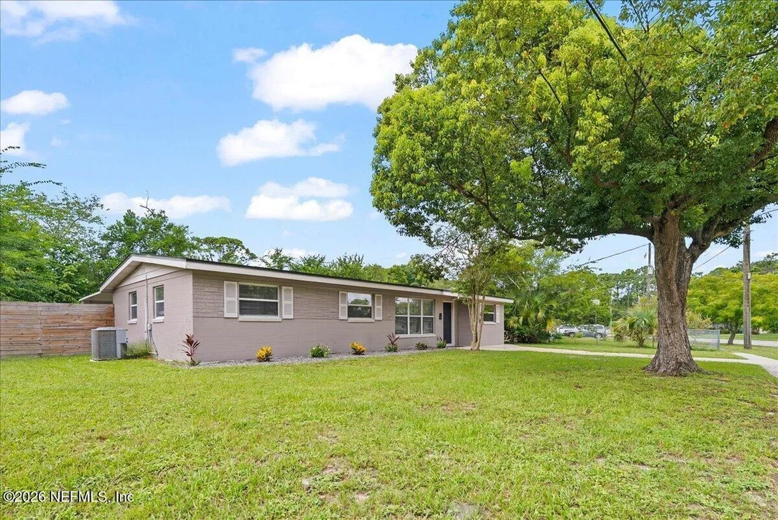 Photo of 11634 MARINA Drive