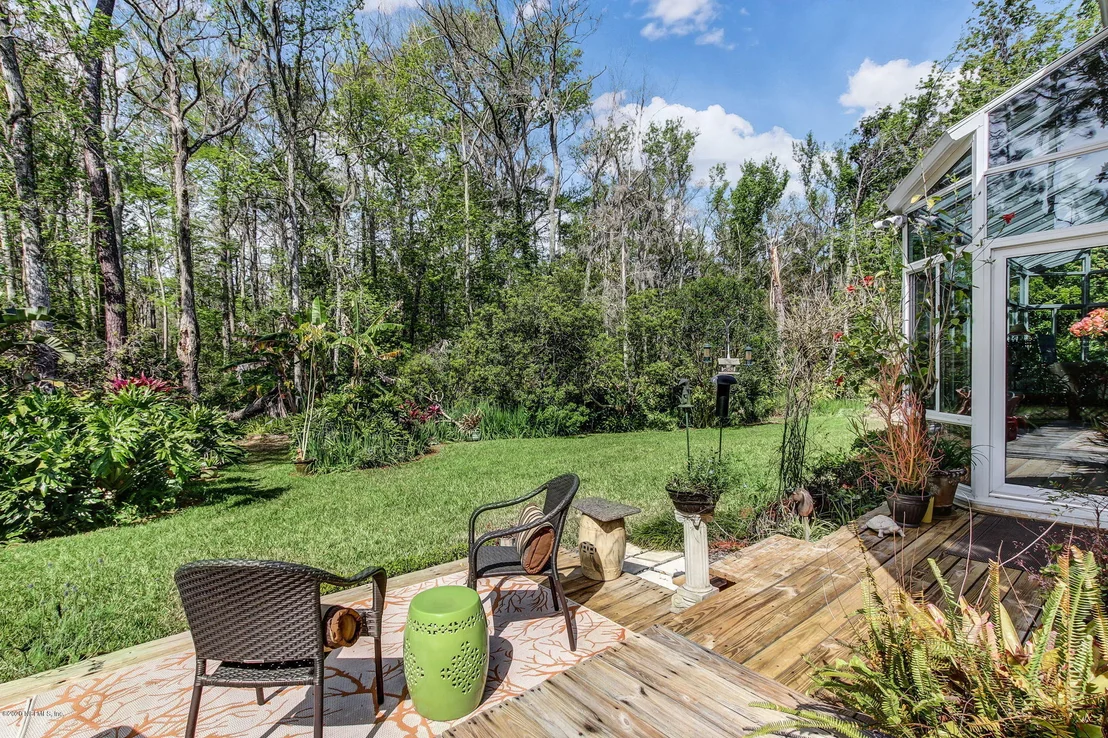 Photo of 8128 SUFFIELD Court