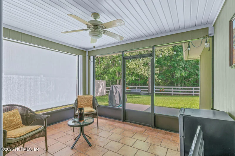 Photo of 972 BECKINGHAM Drive