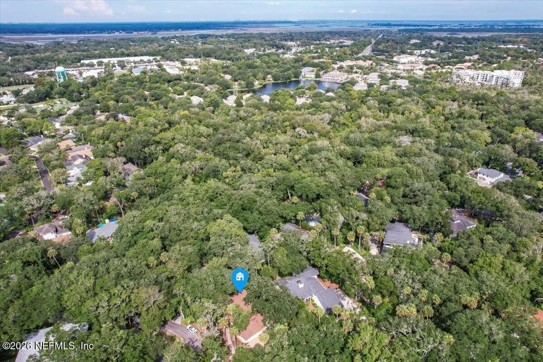 Photo of 1902 N SHERRY Drive N