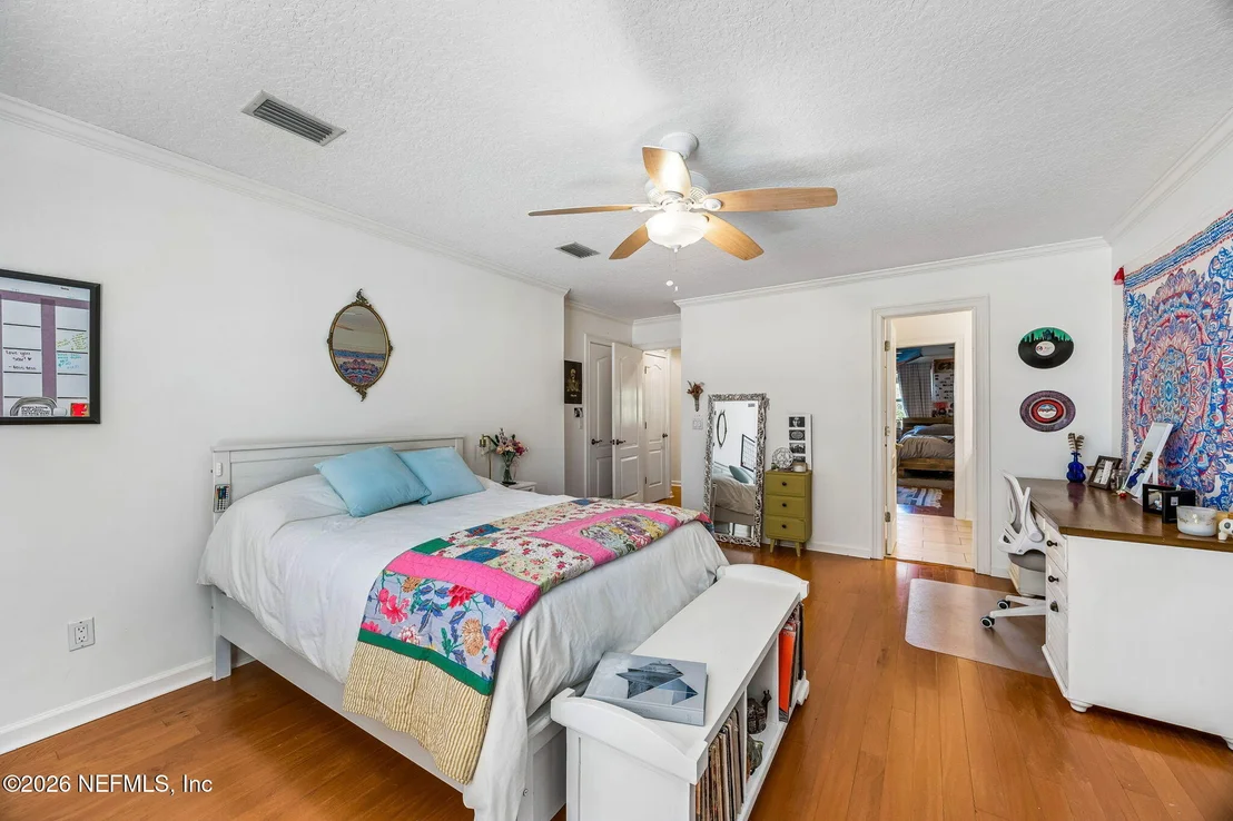 Photo of 285 LINKSIDE Circle