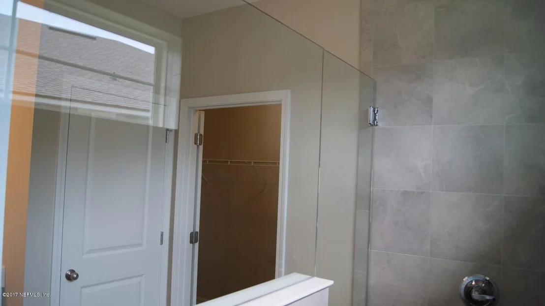 Photo of 15 QUEENSLAND Way