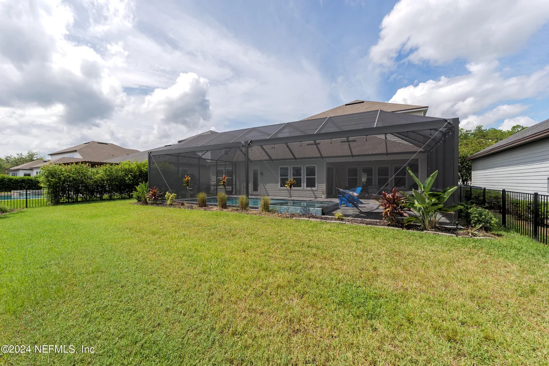 Photo of 818 OUTLOOK Drive
