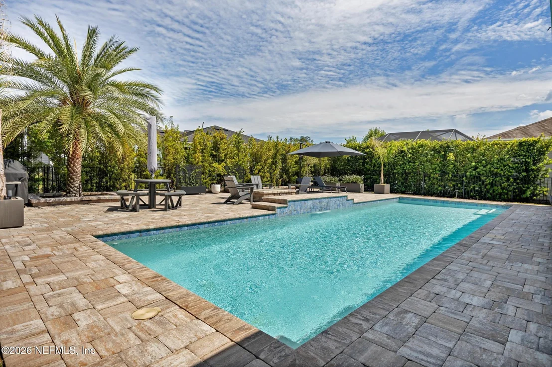 Photo of 11 FORESTVIEW Lane