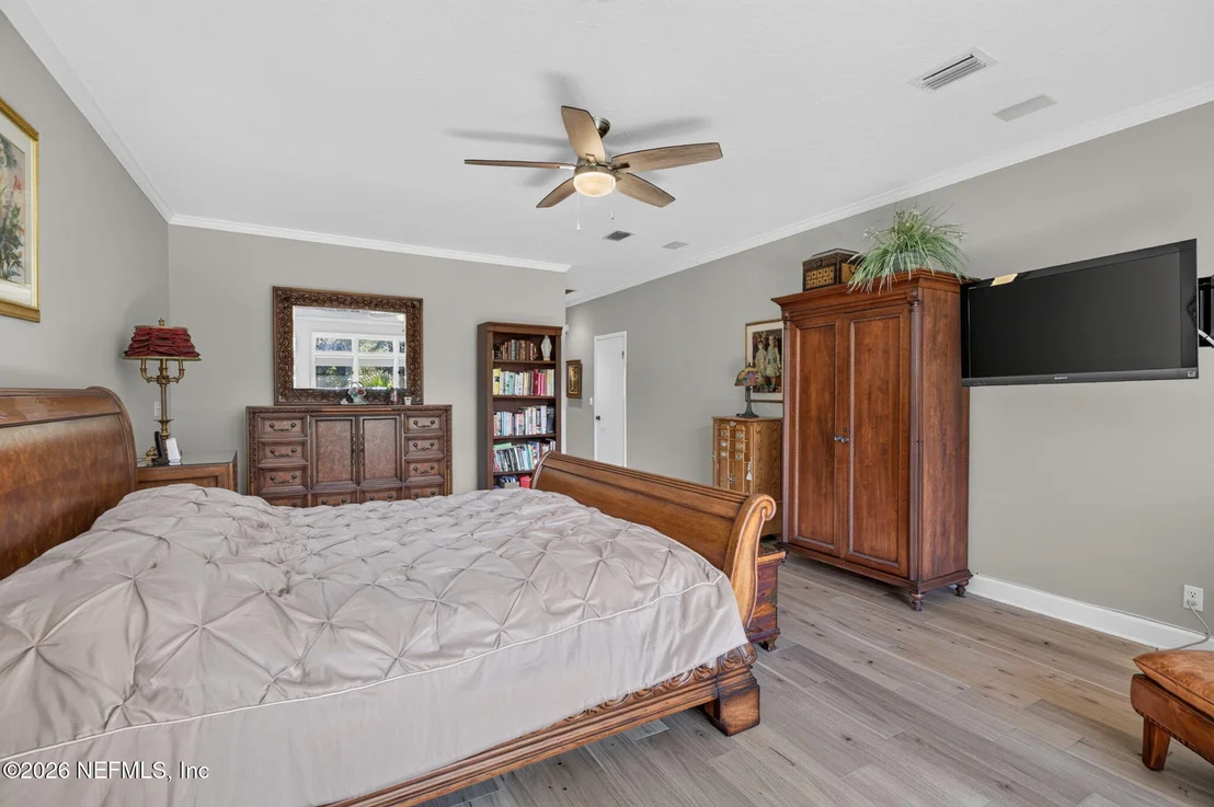 Photo of 2206 LAUGHING GULL Circle