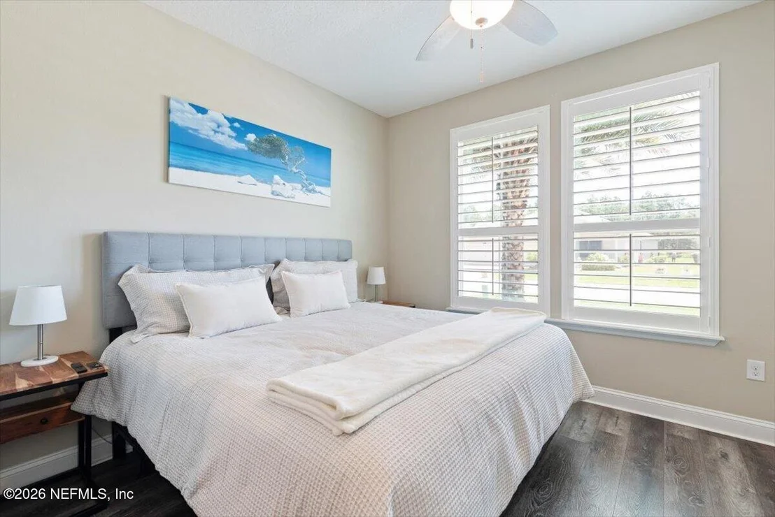 Photo of 472 GLORIETA Drive