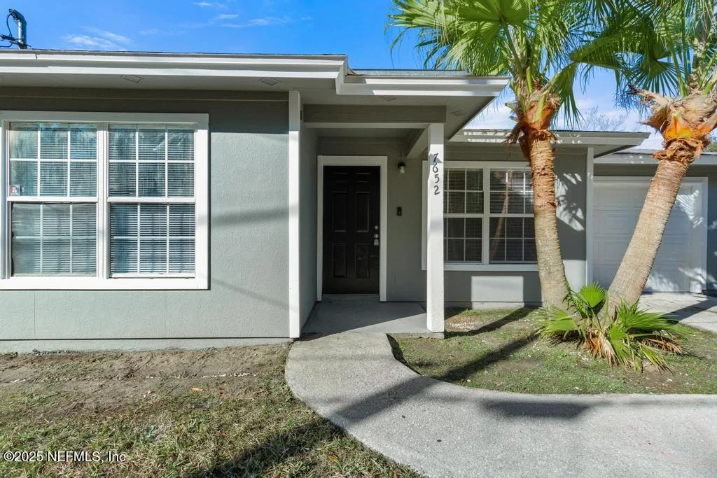 Photo of 7652 BRONSON Lane