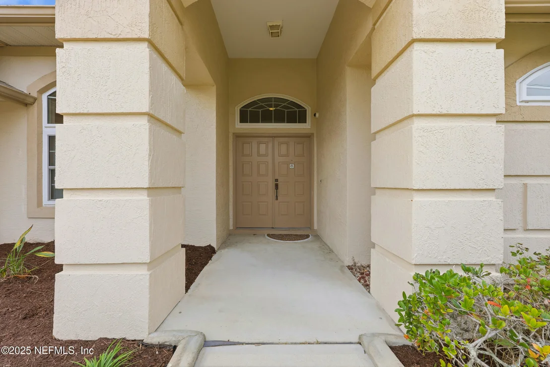 Photo of 10 WESTGATE Lane
