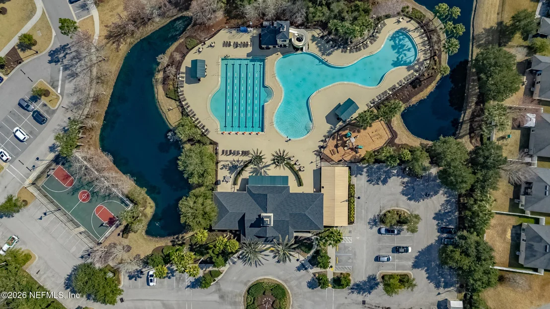 Photo of 285 W ADELAIDE Drive