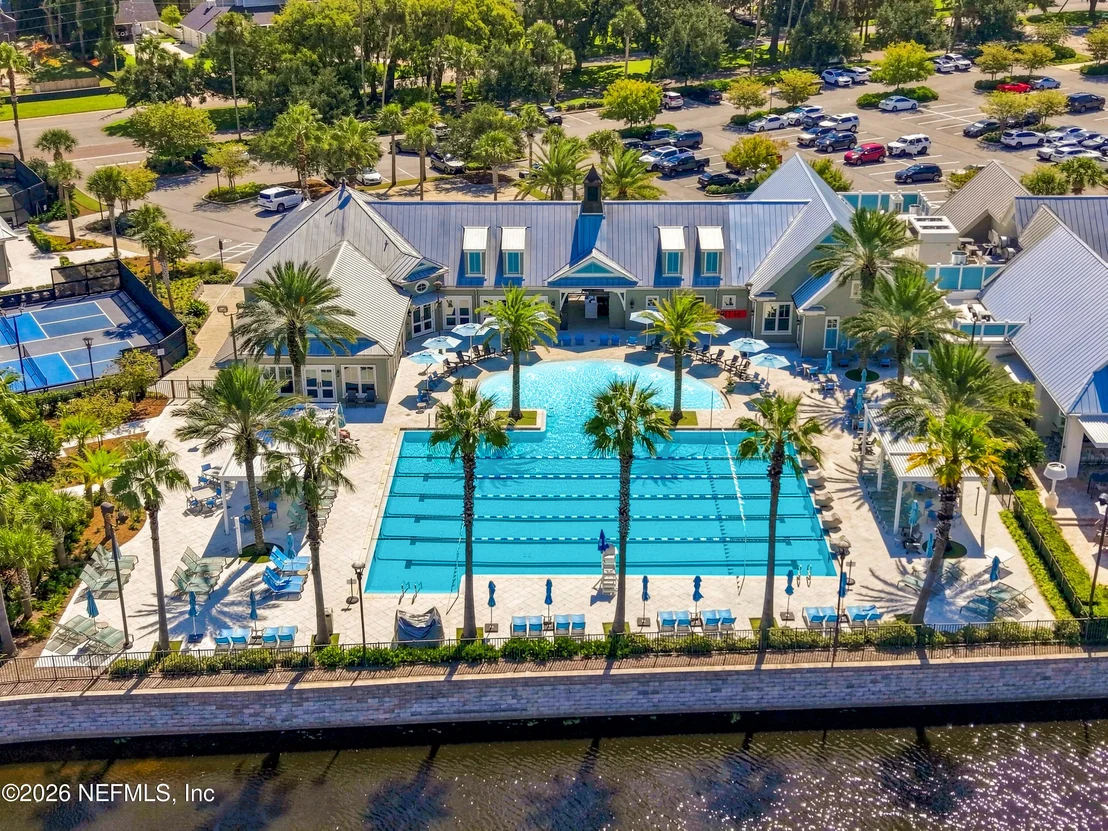 Photo of 1329 ESTRELA Lane