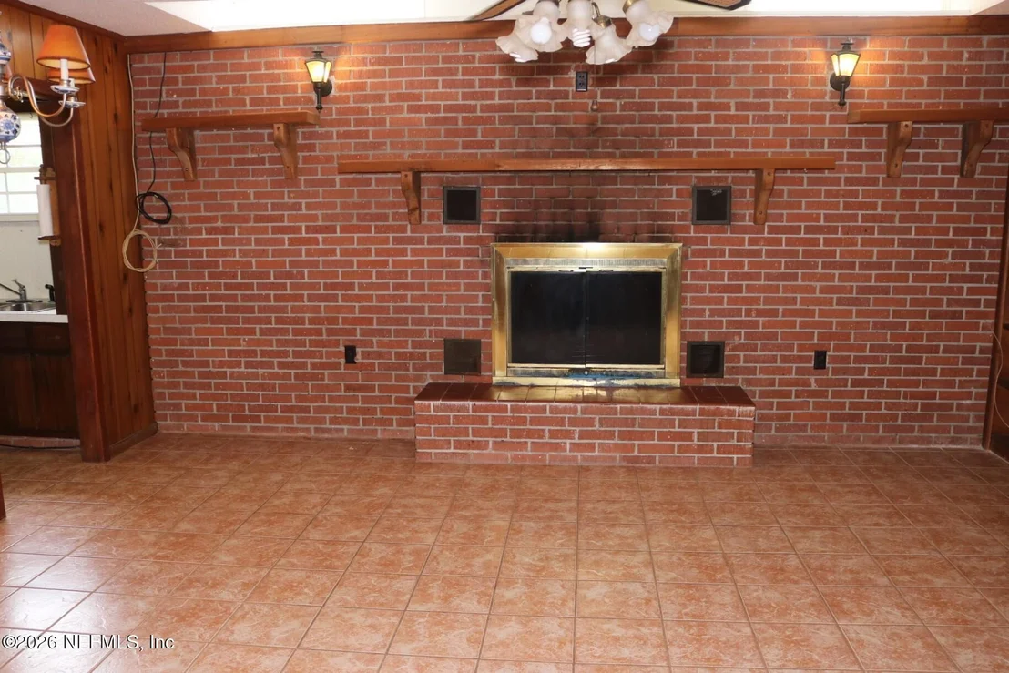 Photo of 214 MIRROR LAKE Drive