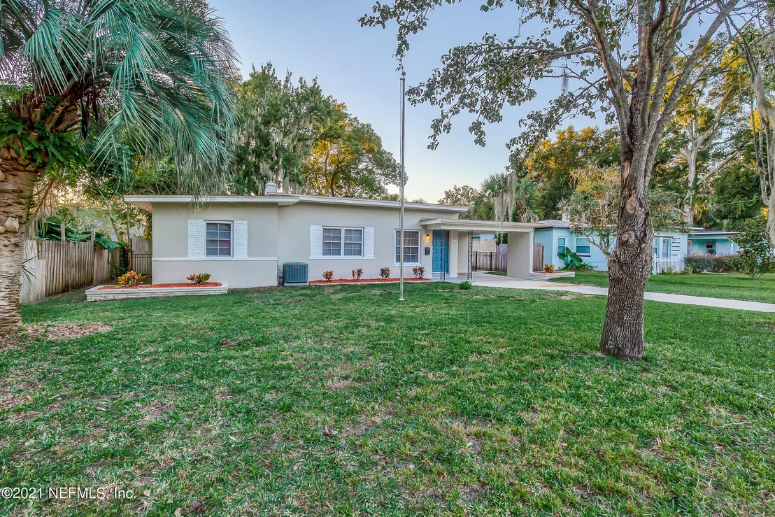 Photo of 6134 STETSON Road