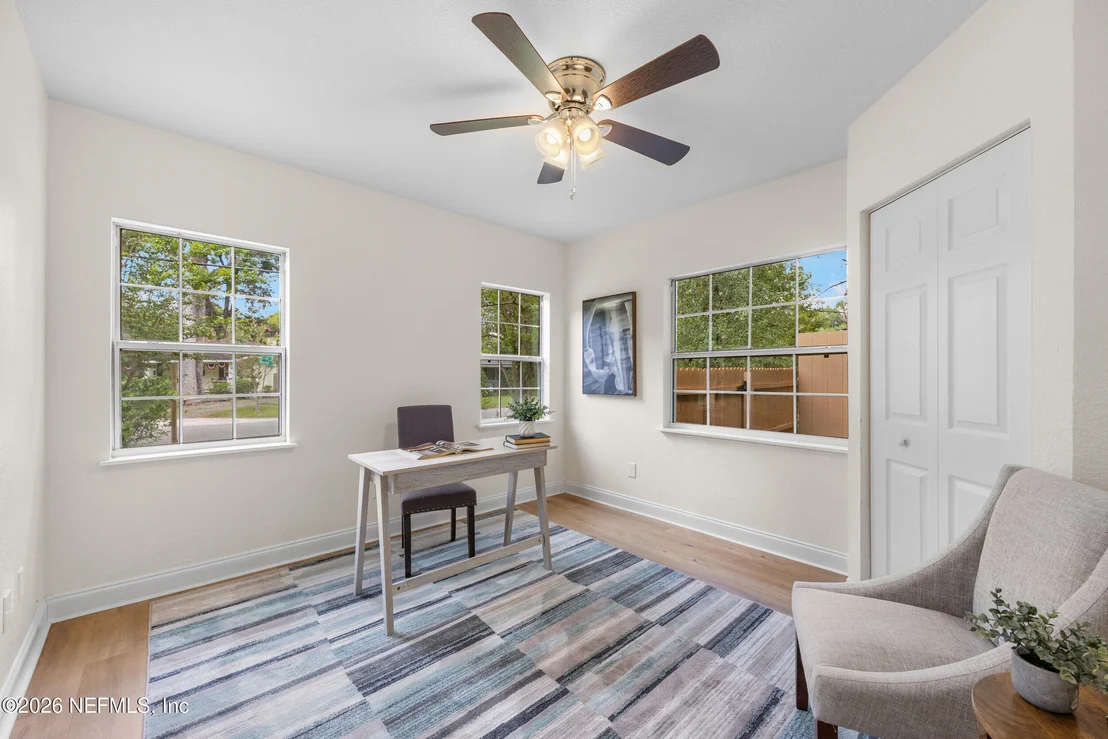 Photo of 1263 MACARTHUR Street