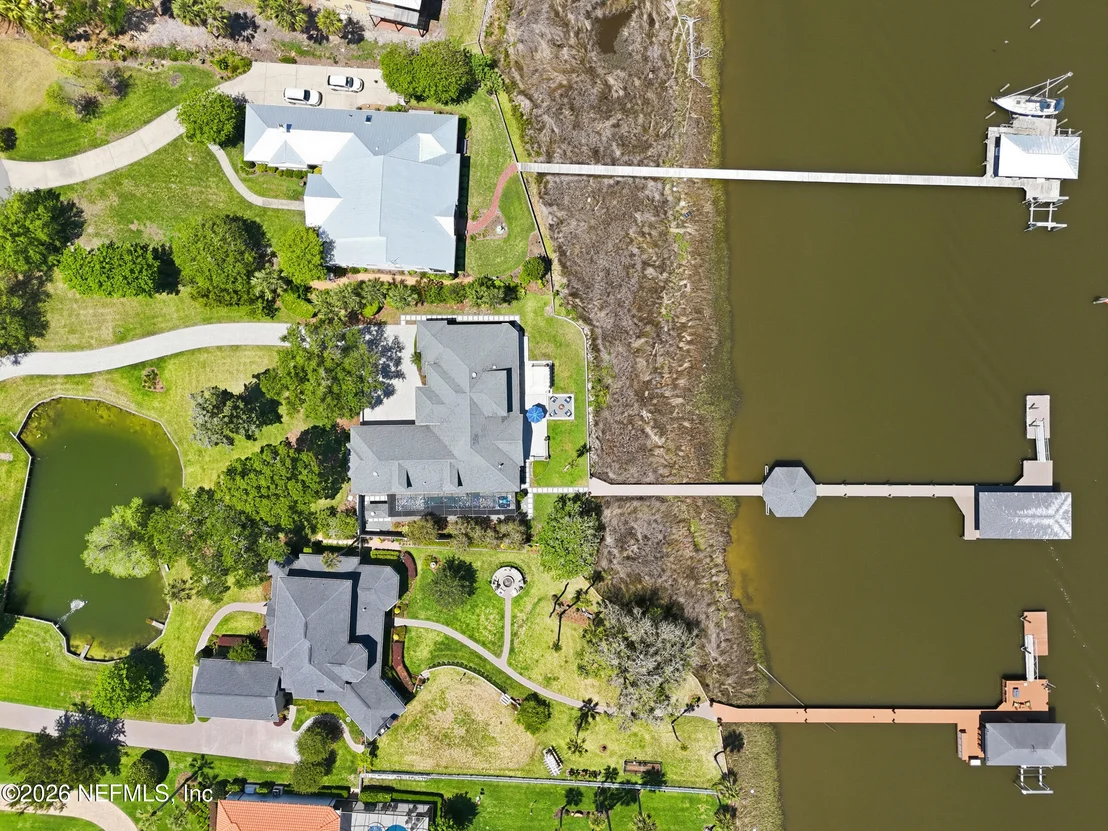 Photo of 216 CLATTER BRIDGE Road