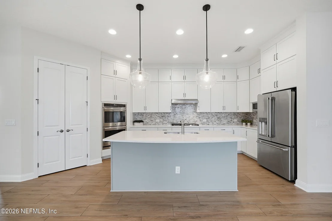 Photo of 307 PARKBLUFF Circle