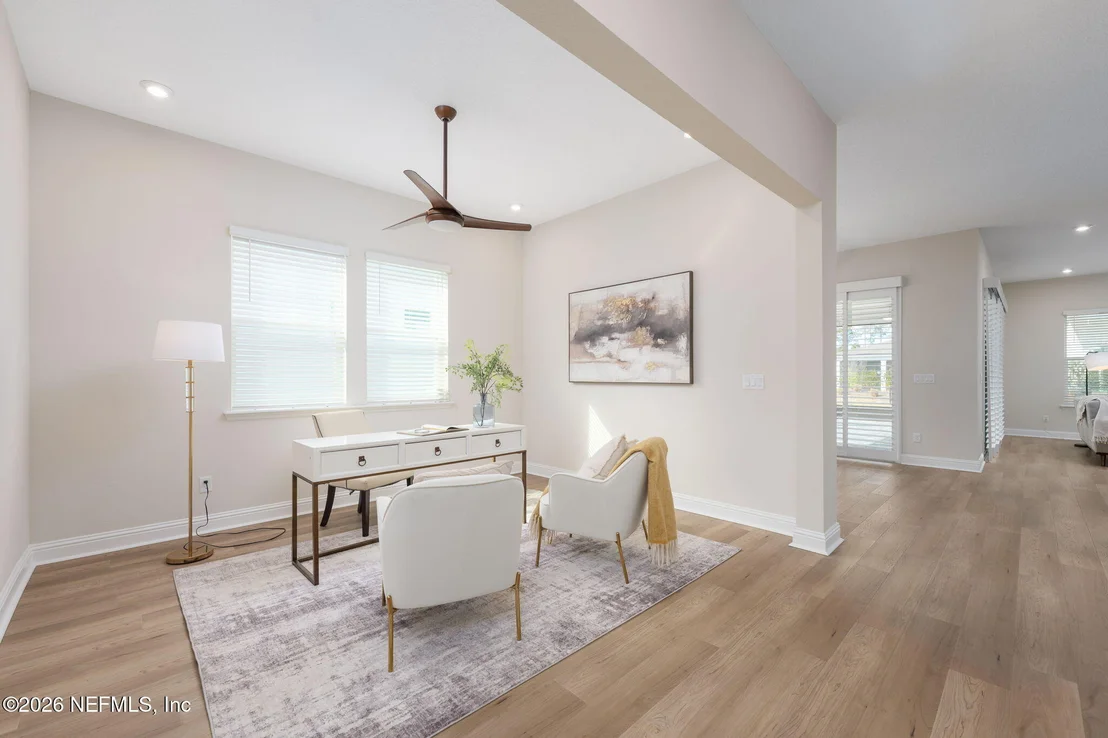 Photo of 329 PELTON Place