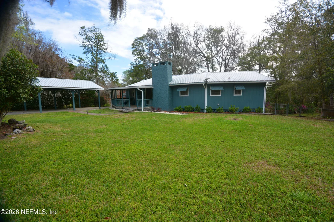 Photo of 176 LAKE Drive
