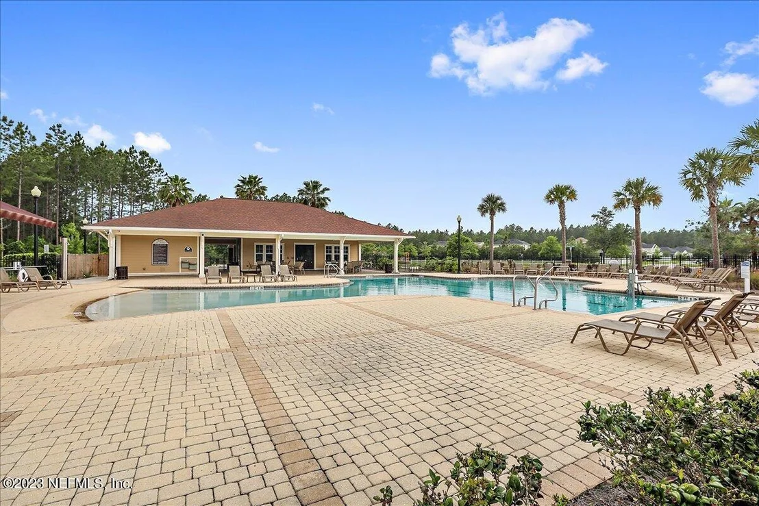Photo of 123 E TEAGUE BAY Drive