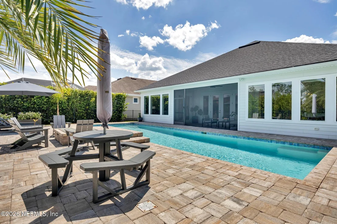 Photo of 11 FORESTVIEW Lane