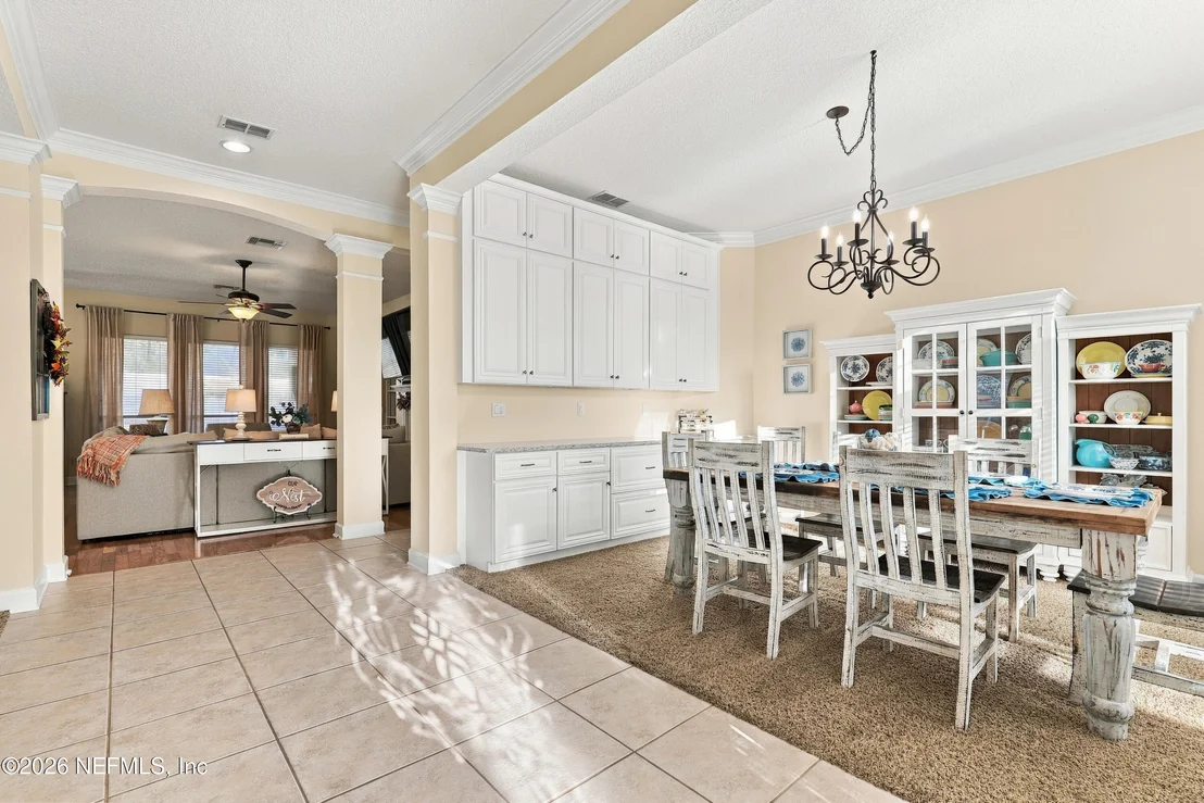 Photo of 424 HUCKLEBERRY Trail