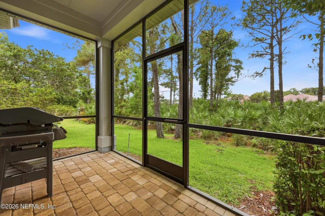 Photo of 286 VALE Drive