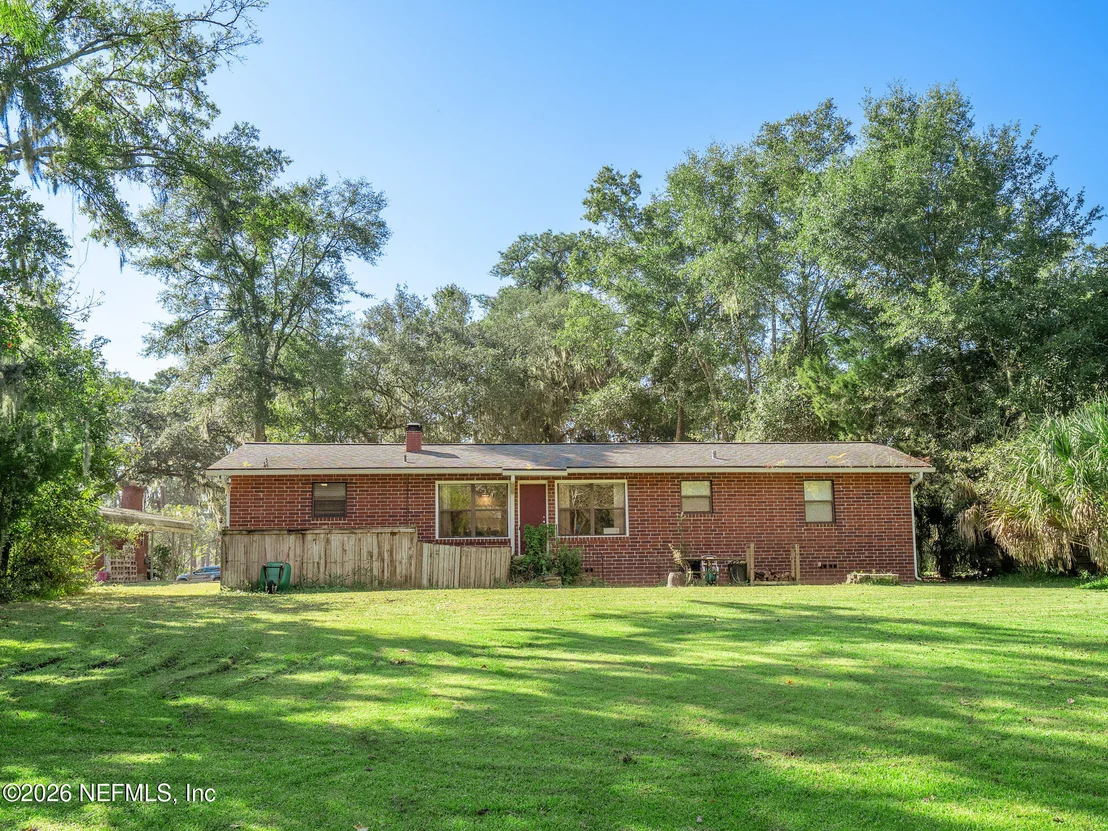 Photo of 5911 HYDE PARK Circle