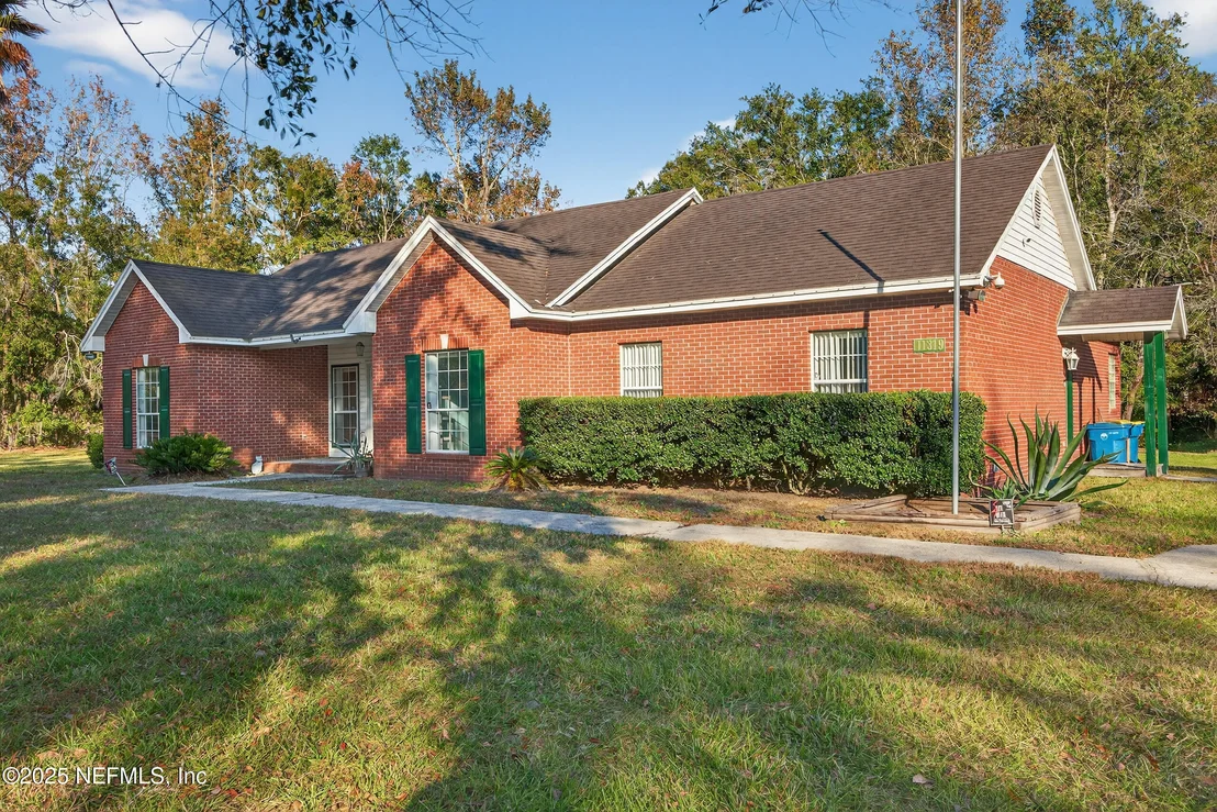 Photo of 11319 SIMMONS Road