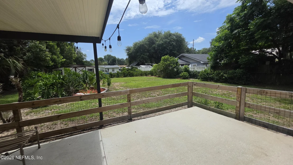 Photo of 3483 FOREST Boulevard