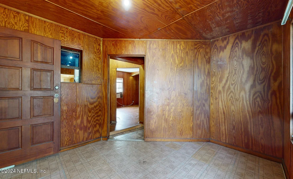 Photo of 11743 SIMMONS Road