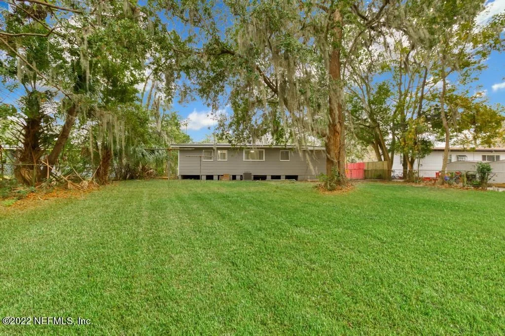 Photo of 10328 PINEHURST Drive