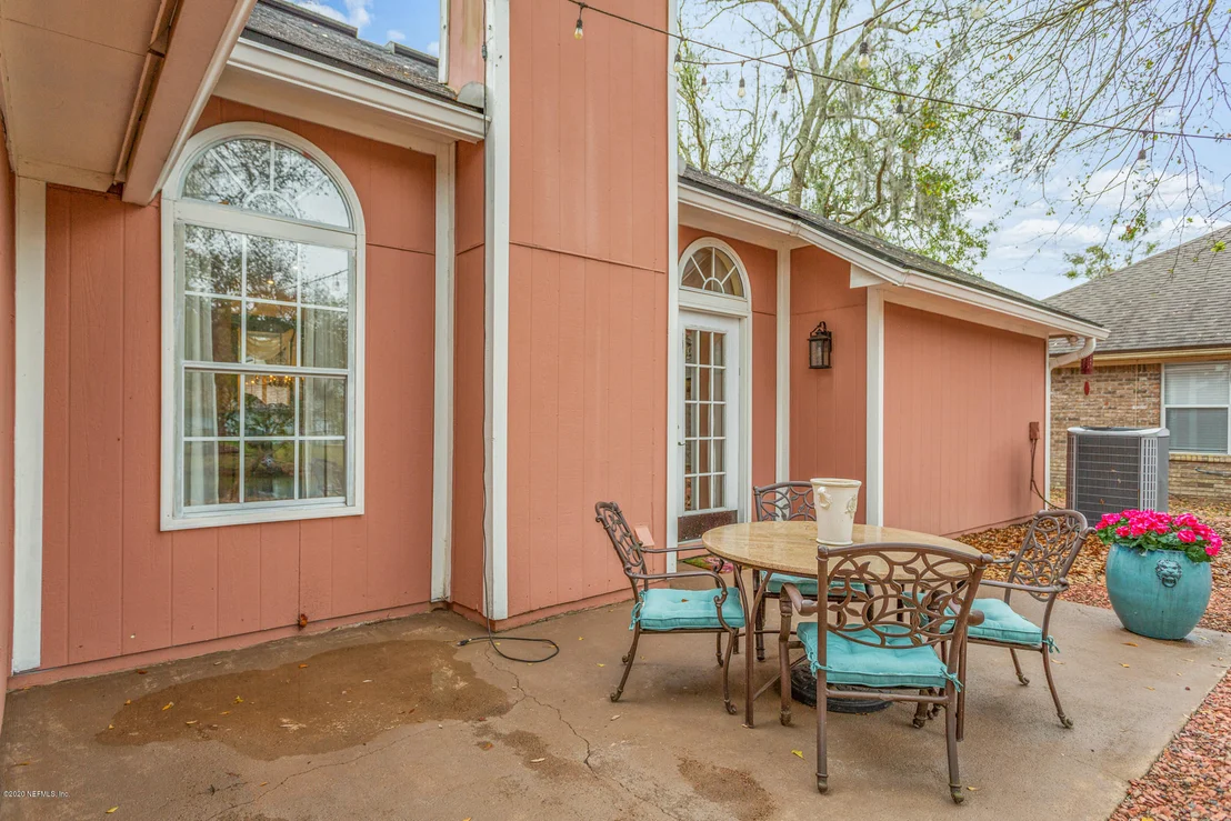 Photo of 9540 BROKEN OAK Boulevard