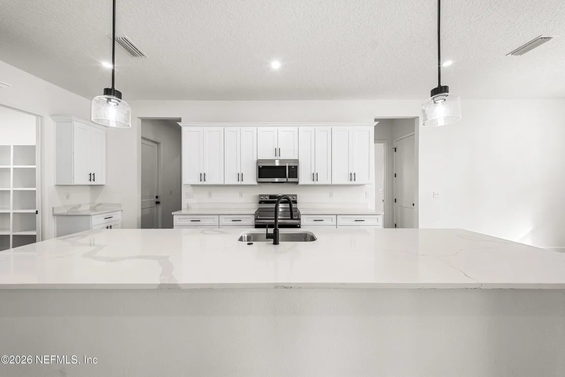 Photo of 16330 DEACON Drive