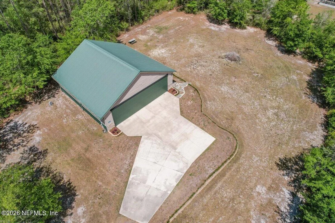 Photo of 11111 APACHE Lane