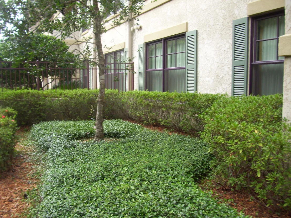 Photo of Unit 111 at 965 REGISTRY Boulevard