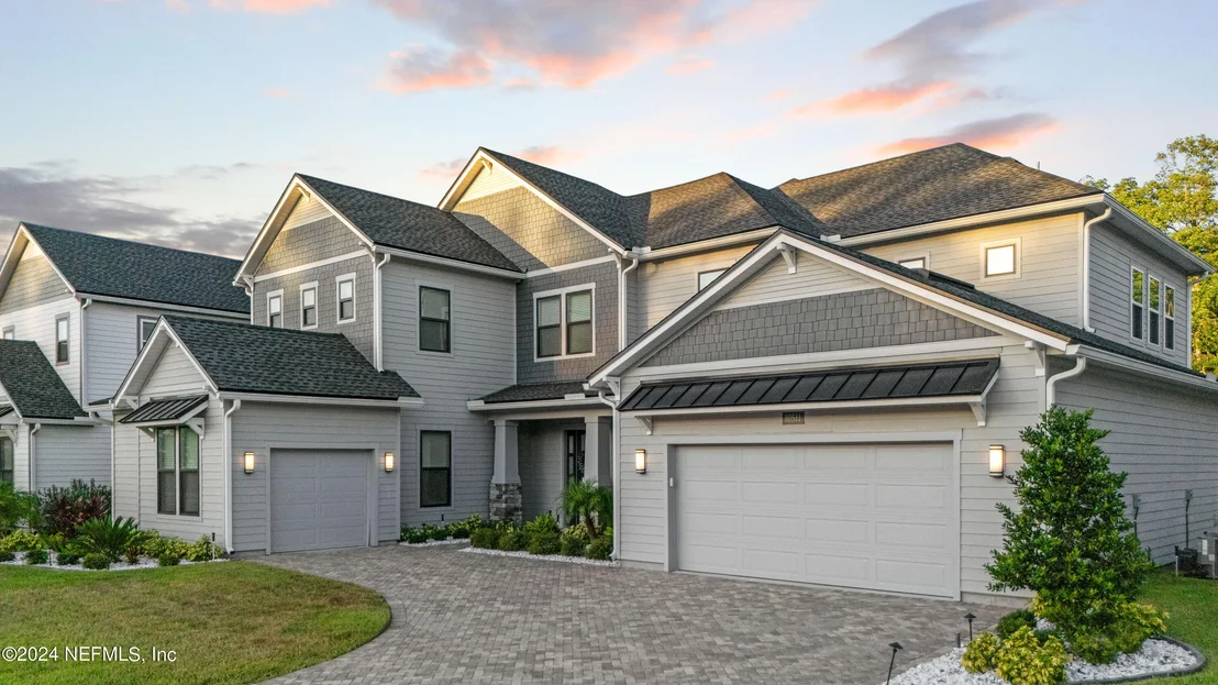 Photo of 10511 SILVERBROOK Trail