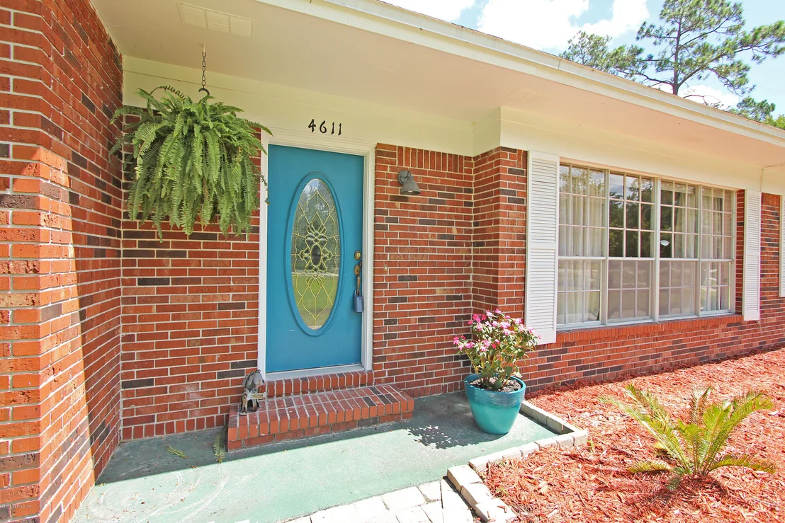 Photo of 4611 MAPLE Street