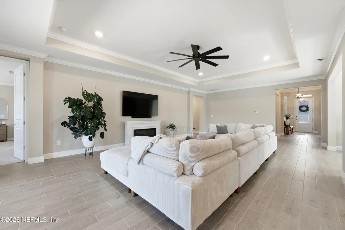 Photo of 75197 PONDSIDE Lane