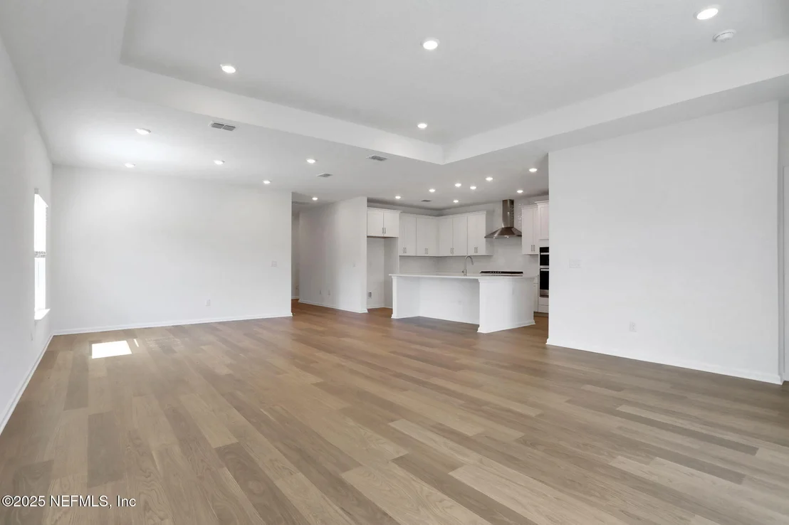 Photo of 161 CEDAR KNOLL Circle