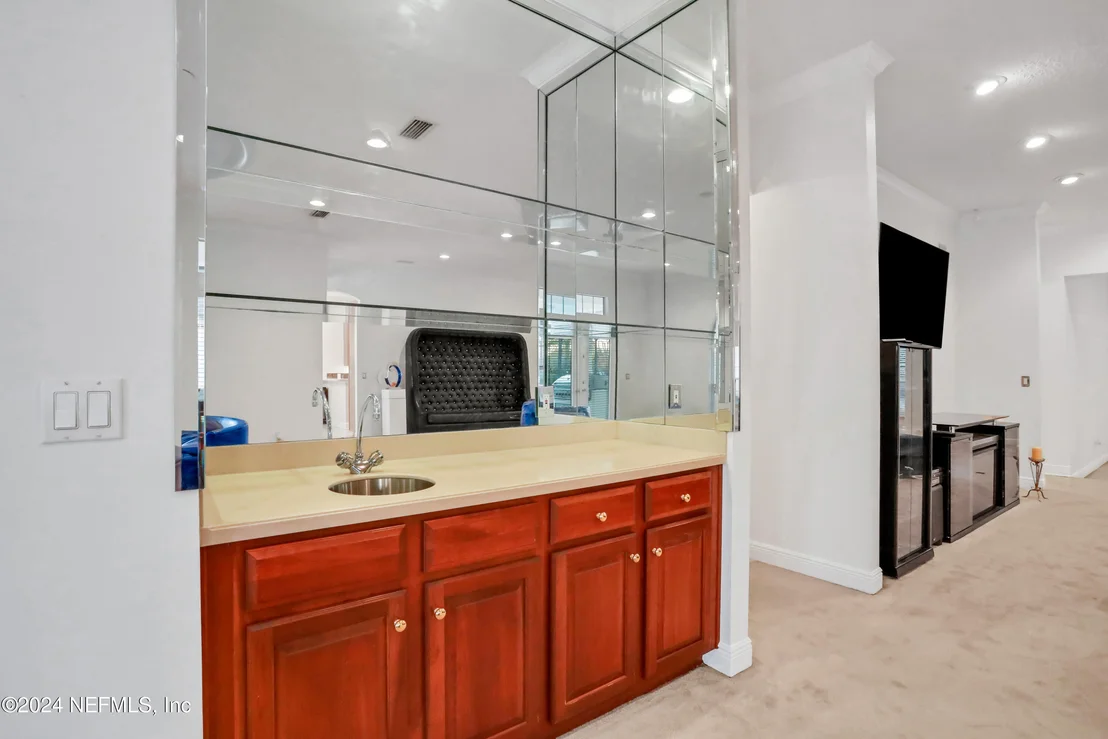Photo of 225 CLEARLAKE Drive