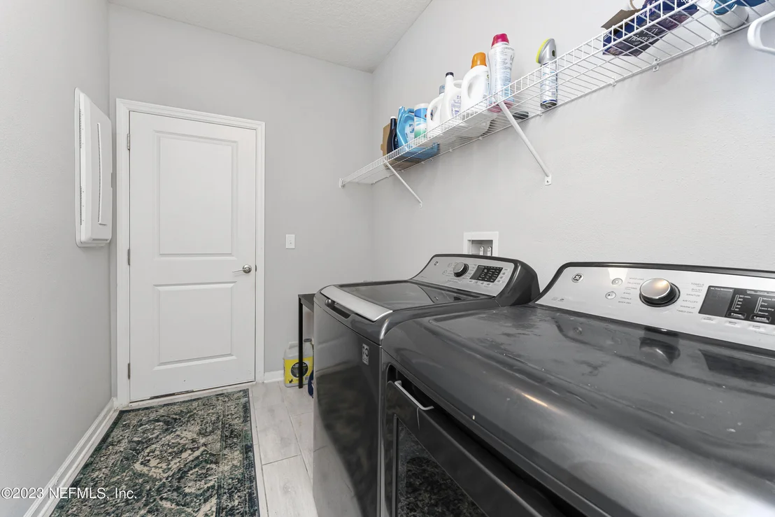 Photo of 1414 KNUDSON Drive