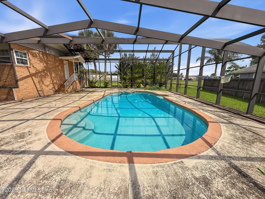 Photo of 477 DEL MONTE Drive