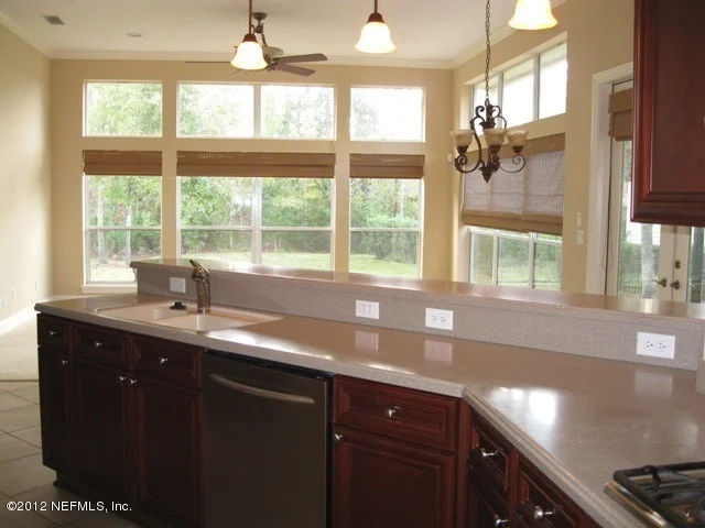 Photo of 409 SUMMERSET Drive