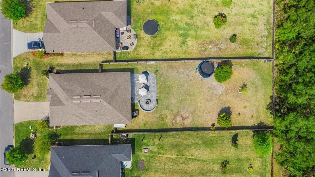 Photo of 450 E TEAGUE BAY Drive