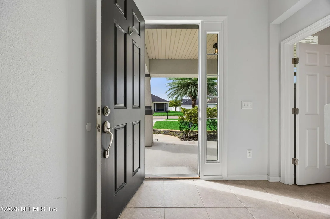 Photo of 95237 PERIWINKLE Place