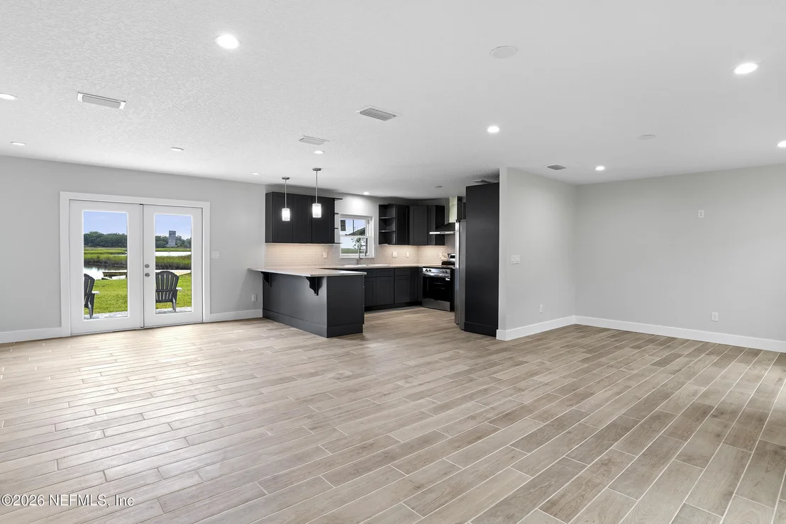 Photo of 1864 BUCCANEER Drive