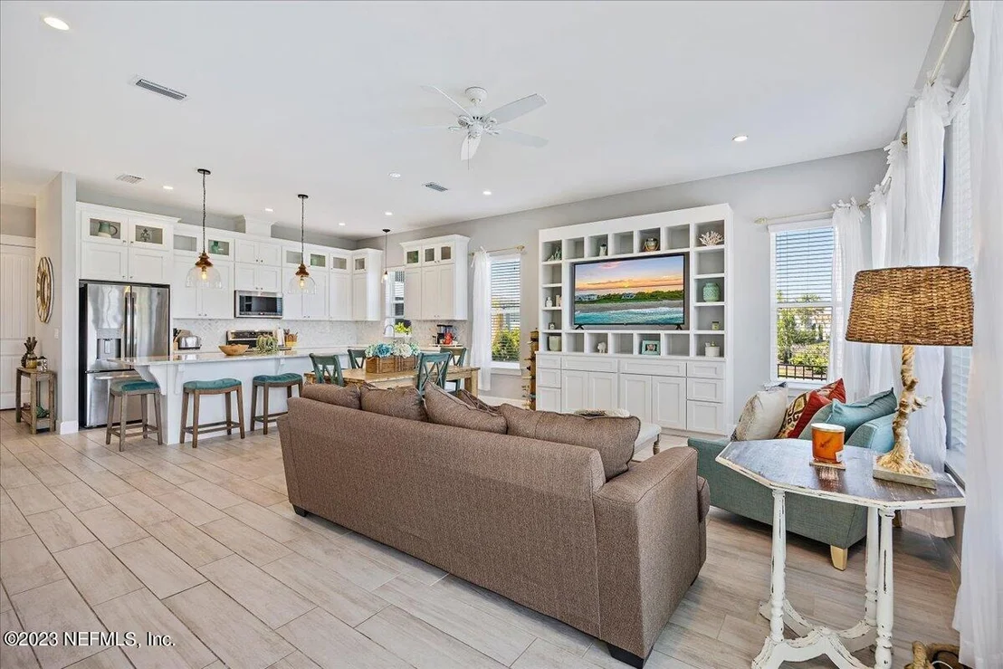Photo of 191 OCEANVIEW Drive