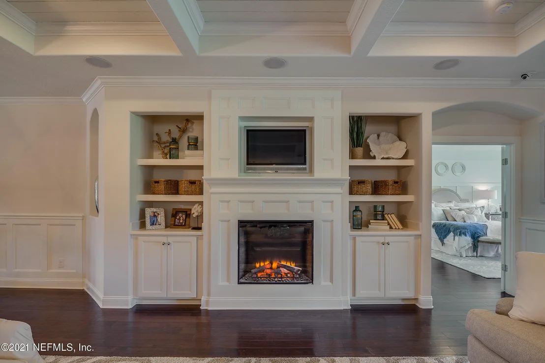 Photo of 100 VIREO Drive