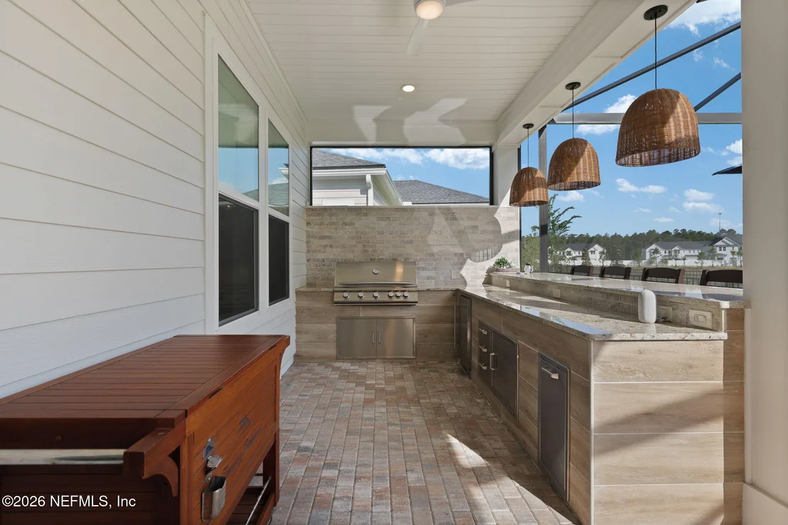 Photo of 431 PINE LEAF Drive